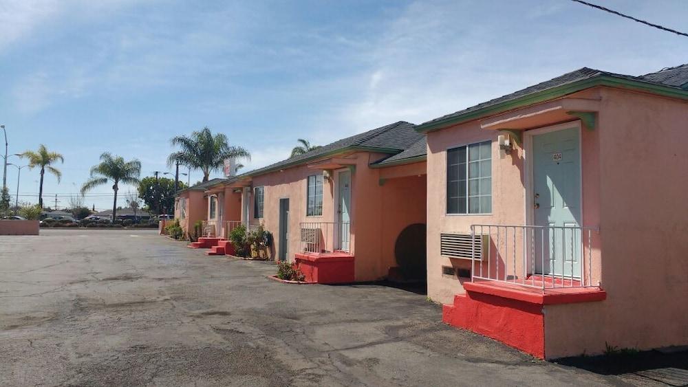 La Petite Rouge Motel San Diego Bagian luar foto