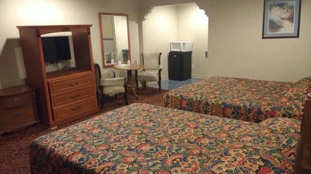 La Petite Rouge Motel San Diego Bagian luar foto